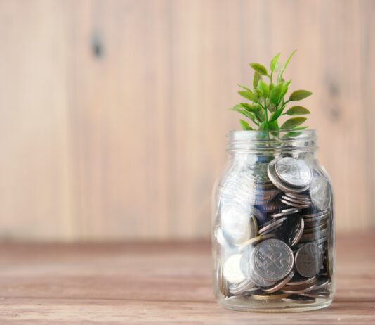Možnosti, jak během finanční tísně obstarat potřebné peníze